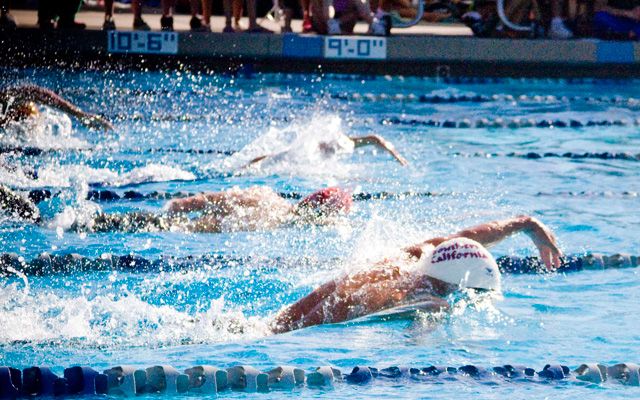 What Should You Eat Before a Swim Meet?